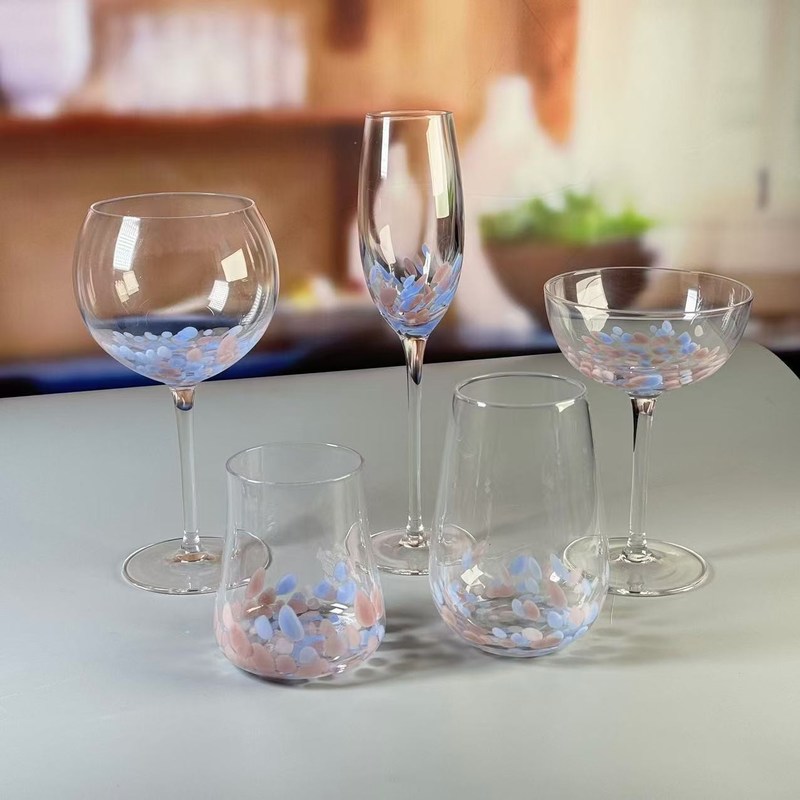 جودة Customized Hand Blowned Half-confetti Lead Free Crystal Wine Glass Set مصنع