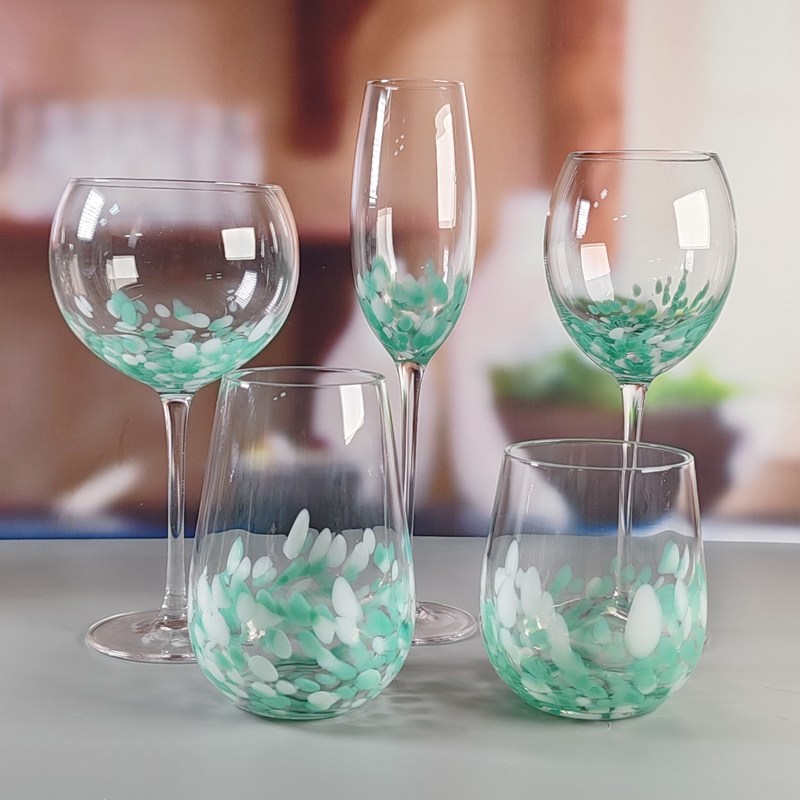 جودة Customized Hand Blowned Half-confetti Lead Free Crystal Wine Glass Set مصنع