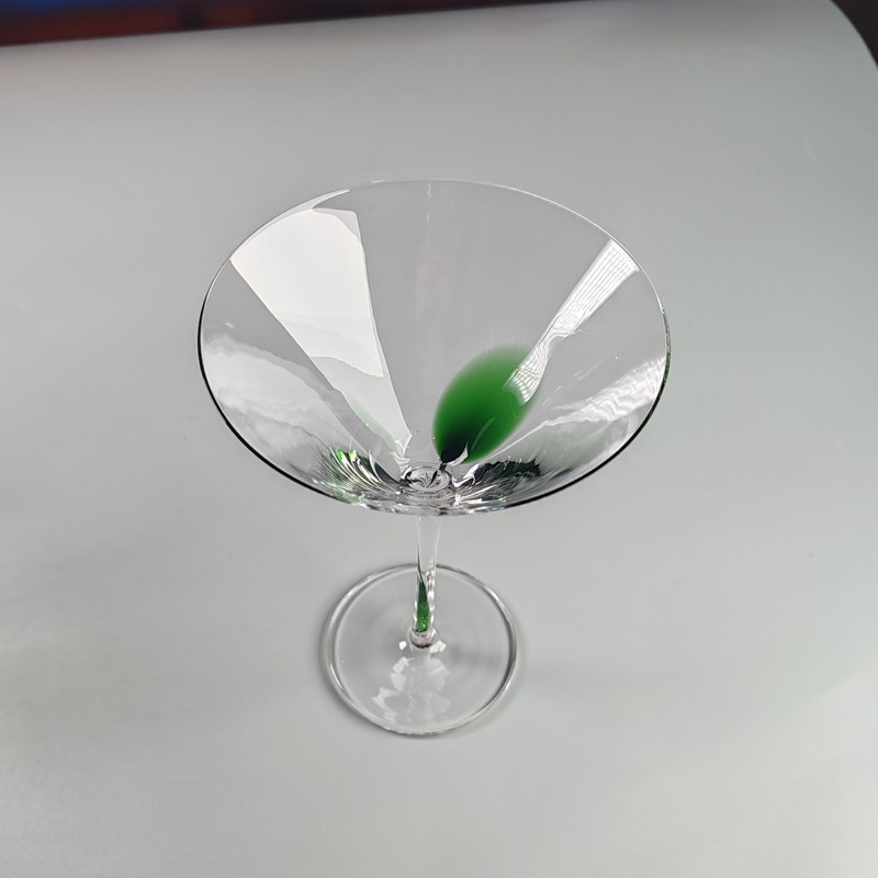 جودة Customized Hand-blow Clear Red Wine Glass Martini Glass For Party مصنع