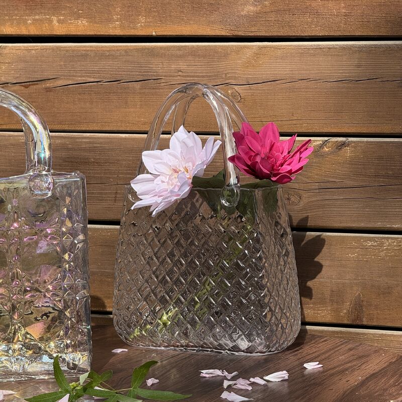 جودة Hand-Blown Diamond Pattern Glass Handbag Vase - Versatile Decorative Centerpiece for Home & Wedding Decor مصنع