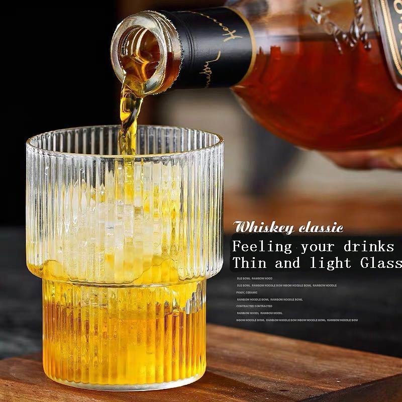 جودة Thin Wall 7cm Diameter Tumbler Drinking Glasses With Optical Stripes مصنع