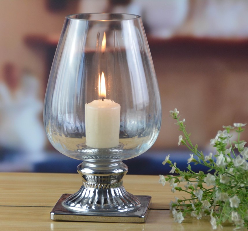 جودة Handmade Ancient Pillar Candle Holders With Silver Foot مصنع