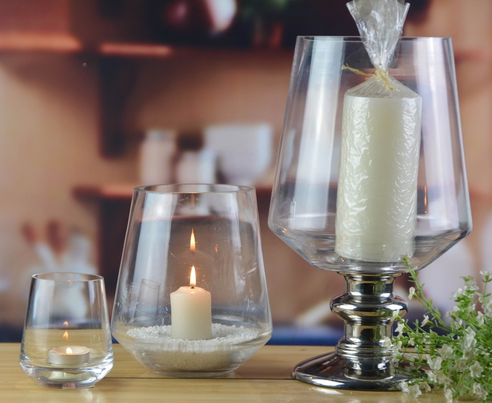 جودة Handmade Ancient Pillar Candle Holders With Silver Foot مصنع