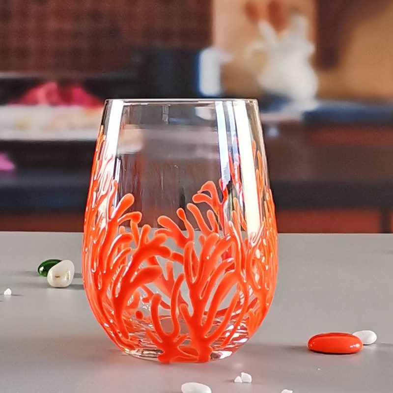 جودة Egg Shaped 500ml Crystal Wine Glass With Embossed Red Corals مصنع