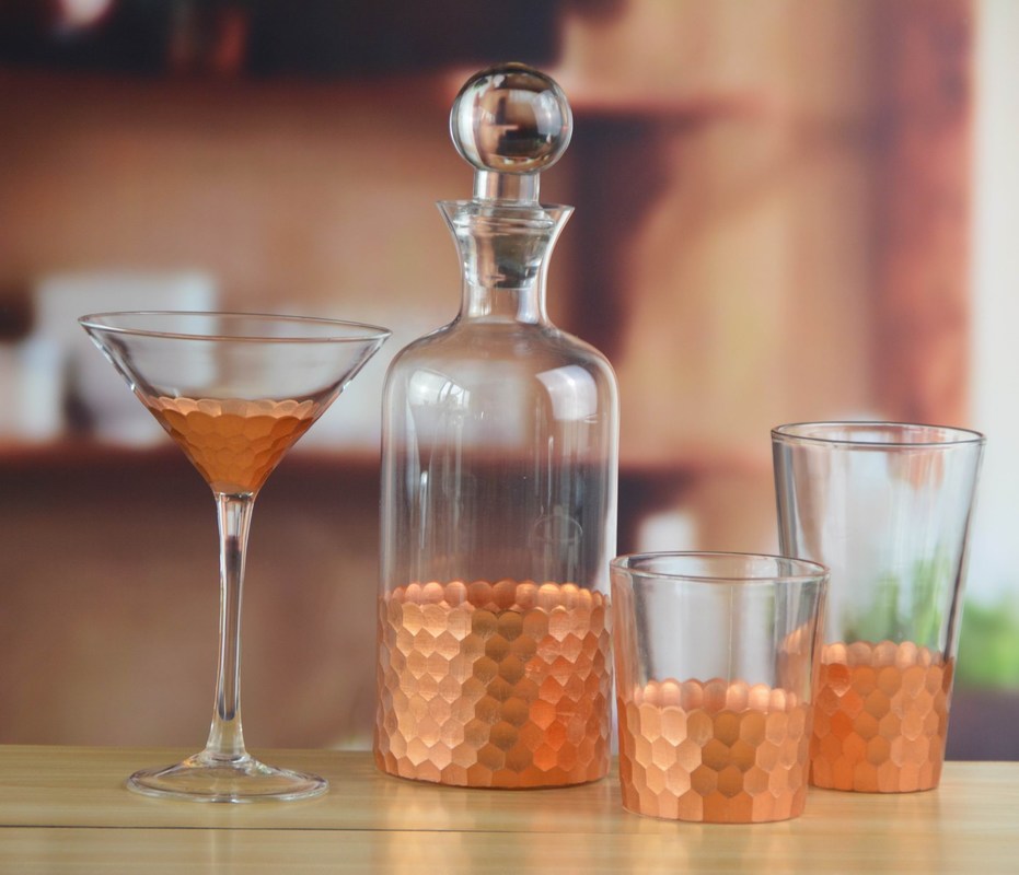 جودة 450ml Gold Cutted Honeycomb Stemless Crystal Wine Glass مصنع