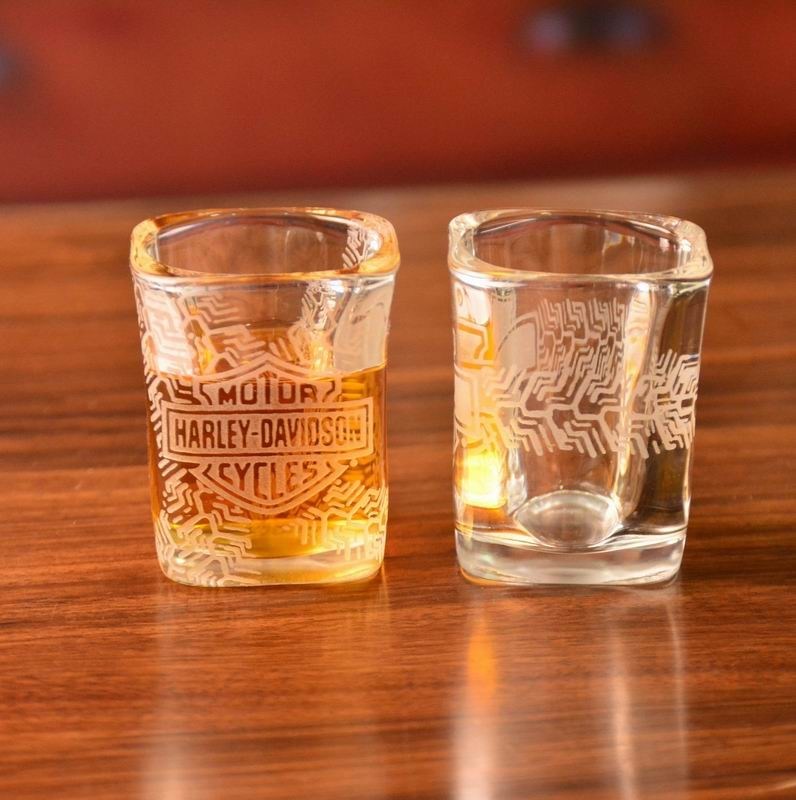 جودة Brands Logo Square Shot Glasses , Wedding Shot Glasses For Sprit Drinking مصنع