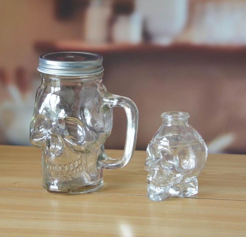 جودة Customize Skull Shaped Unique Shot Glasses In Crystal Head مصنع