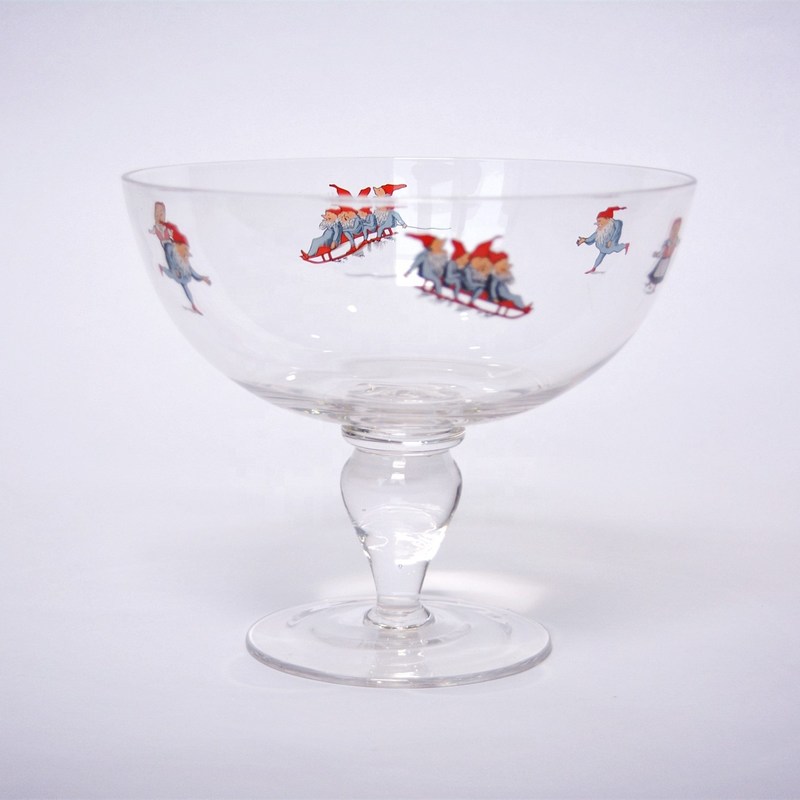 جودة Large Diameter Crystal Glass Fruit Bowl , Crystal Salad Serving Bowl With Stand مصنع