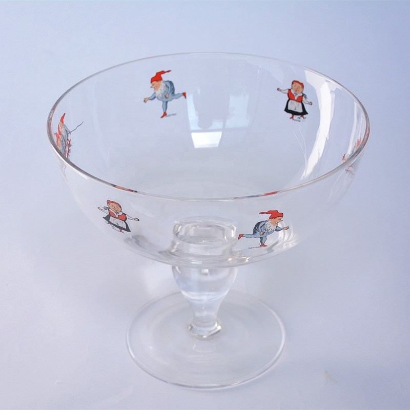 جودة Large Diameter Crystal Glass Fruit Bowl , Crystal Salad Serving Bowl With Stand مصنع