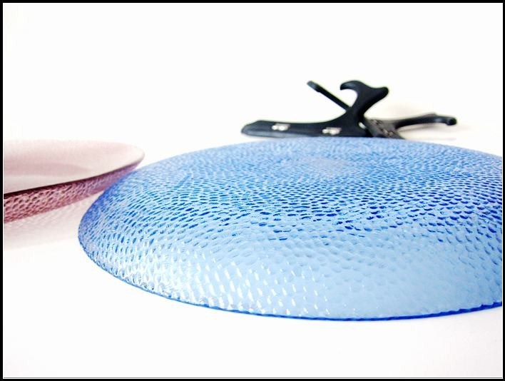 جودة 10 Inch Transparent Edge Tinting Color Glass Charger Plates مصنع