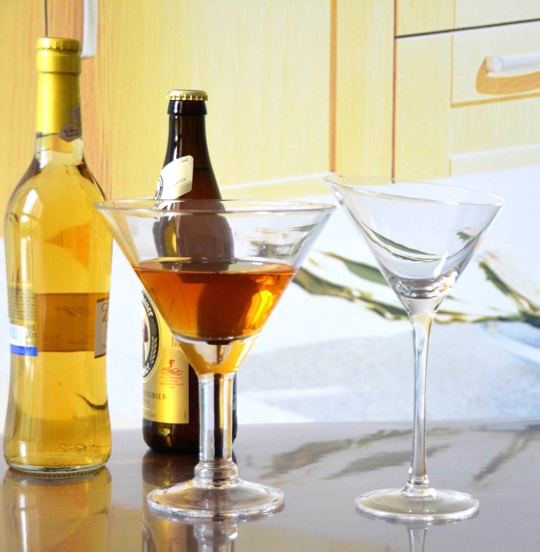 جودة Unique Customization Thick Stem Crystal Cocktail Glasses مصنع