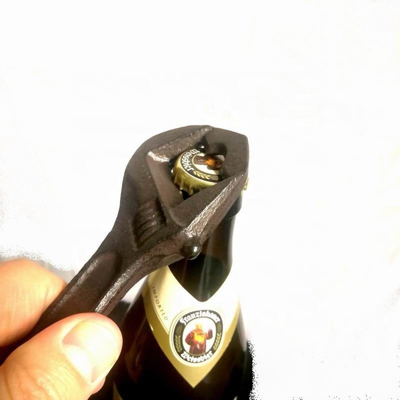 جودة Spanner Shape Cast Iron Bottle Opener مصنع
