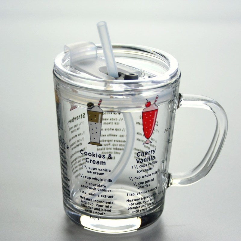 جودة Cartoon Crystal Drinking Glass With Lid And Silicate Straw مصنع
