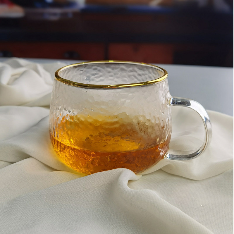 جودة Borosilicate Hammered Texture Tumbler Drinking Glasses With Golden Rim مصنع