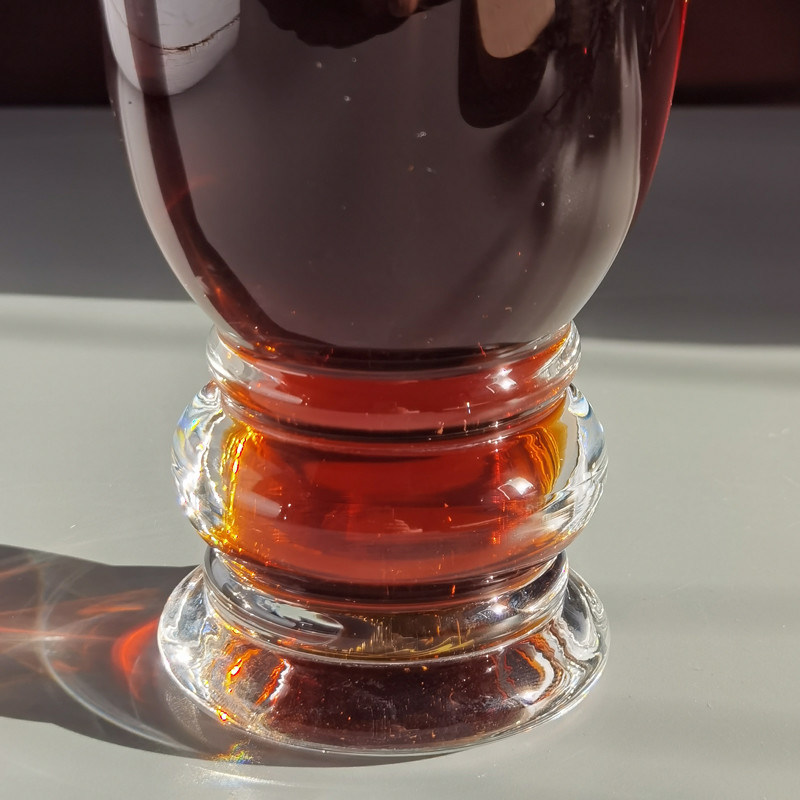 جودة 550ml Retro Style Craft Beer Tulip Glasses With Handle Bottom مصنع