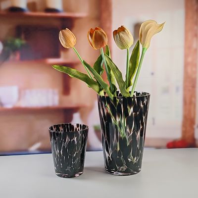 جودة Handmade Amber Glass Vase Modern Unique Vase for Table Centerpiece Decorative Flower Vases for Home Office Wedding(S size) مصنع