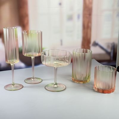 جودة Tri-color Gradient Frosted Champagne Glass Customized Sprayed Color مصنع