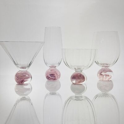 جودة High Clarity Pink Cloud Crystal Wine Glass Set Designed for in Restaurants Bars and Wine Tasting Events Offering Superior Presentation مصنع