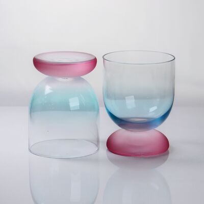 جودة Handblown Crystal Wine Glass Goblet with Two-color Gradient and Frosted Base for 300ml Wine Cocktail & Home Decor مصنع