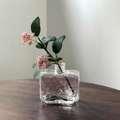 جودة Rectangular Clear Hammered Glass Vase - Modern Minimalist Decorative Flower Vase for Table Centerpiece مصنع