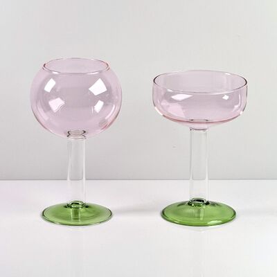 جودة Hand Blown Borosilicate Stemmed Wine & Cocktail Glass Set, Pink Bowl with Green Hollow Stem Base, Colored Spray Tinted Art Goblets for Bar, Wedding & Table Decor مصنع