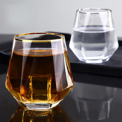 جودة Diamond Geometric Gold Rim Crystal Glass Tumblers , Glass Drinking Cup مصنع