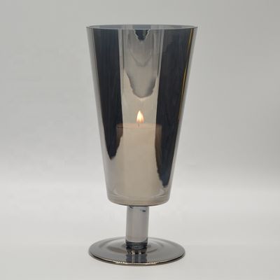جودة Stemed Electroplated Grey Glass Candle Holder Centerpieces مصنع