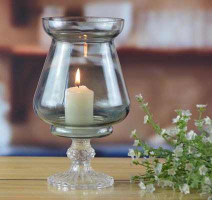 جودة Handmade Ancient Pillar Candle Holders With Silver Foot مصنع