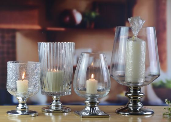 جودة Handmade Ancient Pillar Candle Holders With Silver Foot مصنع