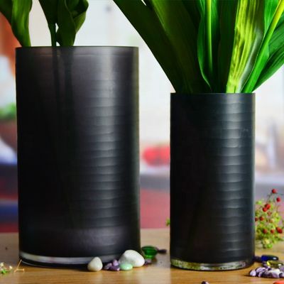 جودة Hand Engraved Cylinder Decorative Glass Vase ,  Cylinder Vase Centerpieces With Pattern مصنع
