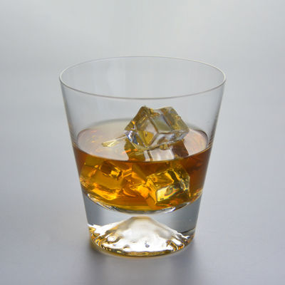 جودة Heavy Base Transparent Handmade Whiskey Glass For Party مصنع