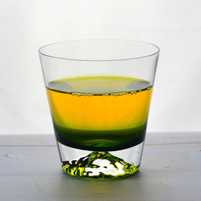 جودة Heavy Base Transparent Handmade Whiskey Glass For Party مصنع