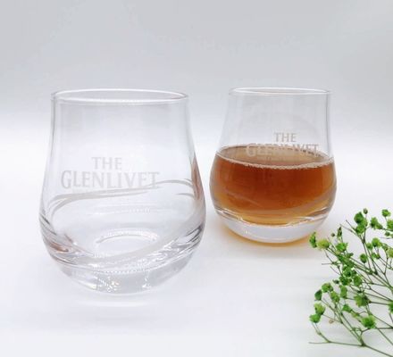 جودة Old Fashioned Round Handmade Whiskey Glass With Heavey Base مصنع