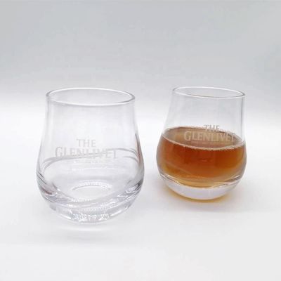 جودة Old Fashioned Round Handmade Whiskey Glass With Heavey Base مصنع
