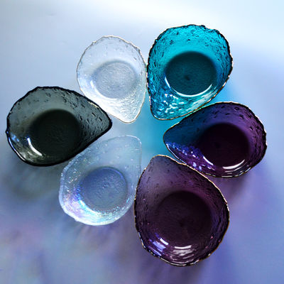 جودة Irregular shaped Colored Creative Glass Charger Plates مصنع