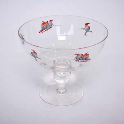 جودة Large Diameter Crystal Glass Fruit Bowl , Crystal Salad Serving Bowl With Stand مصنع