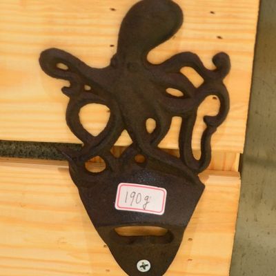 جودة Rustic Wall Mounted Octopus Antique Cast Iron Bottle Opener مصنع