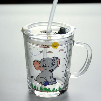 جودة Cartoon Crystal Drinking Glass With Lid And Silicate Straw مصنع