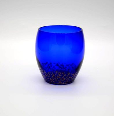 جودة Solid Cobalt Blue Whisky Tumbler Glass With Golden Stone مصنع
