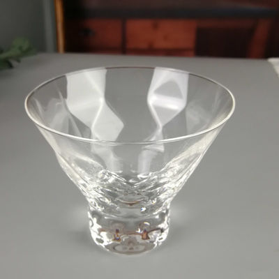 جودة Lead Free Crystal Cocktail Glasses With Optical Diamonds Design مصنع