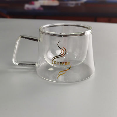 جودة 200ml Borosilicate Double Layer Glass Coffee Mug With Golden Logo مصنع