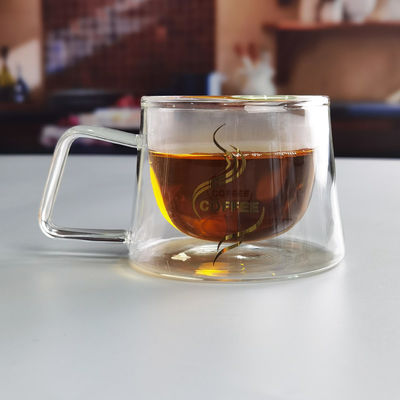 جودة 200ml Borosilicate Double Layer Glass Coffee Mug With Golden Logo مصنع